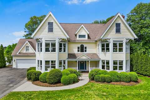 49 Cromwell Place, Old Saybrook, CT 06475