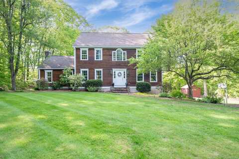 45 Wolf Pit Road, Southbury, CT 06488