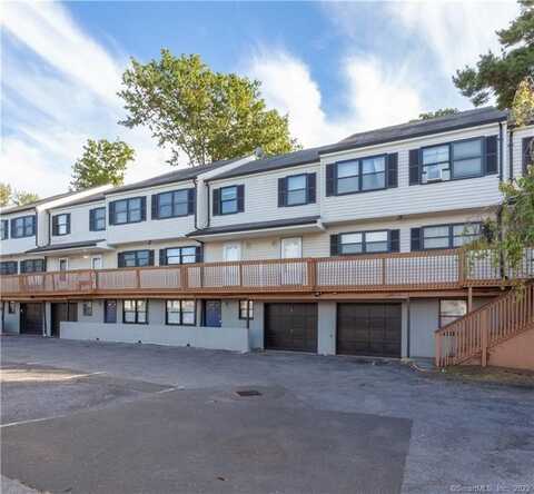 11 Tuttle Street, Stamford, CT 06902
