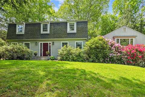 33 Cold Spring Road, Avon, CT 06001