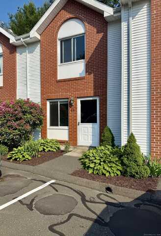 585 Park Road, Waterbury, CT 06708