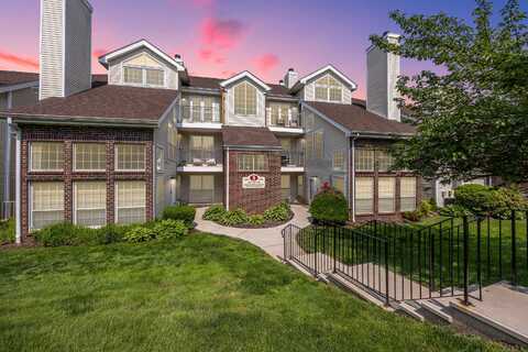 136 Carriage Crossing Lane, Middletown, CT 06457