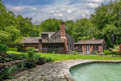 88 Hemlock Road, Roxbury, CT 06783