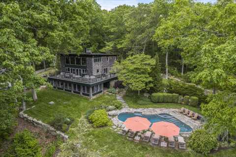 150 Brush Hill Road, Lyme, CT 06371
