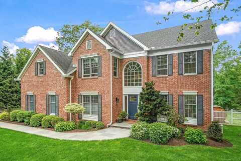 975 Flintlock Road, Fairfield, CT 06890