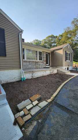 44 Cedar Hill Road, Milford, CT 06461