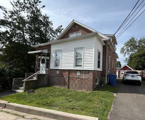 66 Wallace Row, Wallingford, CT 06492