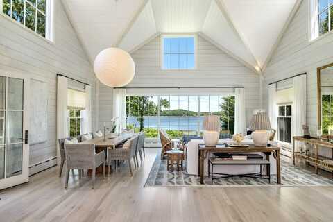 7 Hanna Lane, Essex, CT 06426