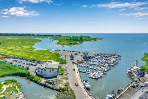 80 Seaview Terrace, Guilford, CT 06437