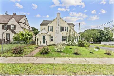 137 West Center Street, Manchester, CT 06040