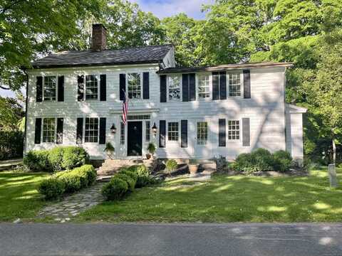 118 Sanfordtown Road, Redding, CT 06896