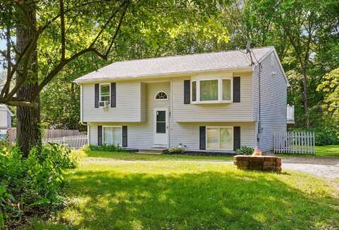 19 Thompson Pike, Killingly, CT 06241