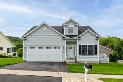 100 Silver Island Way, Berlin, CT 06037