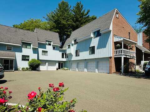 30 Hills Lane, Norwalk, CT 06880