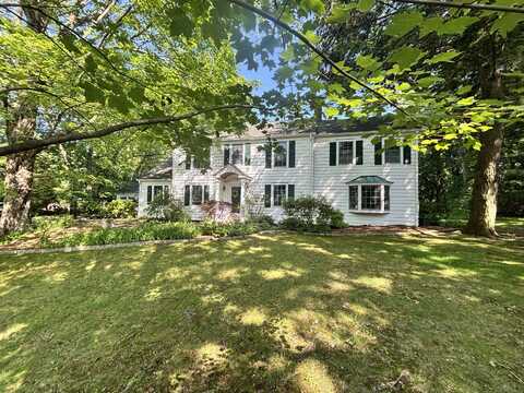 10 Riverview Drive, Norwalk, CT 06850