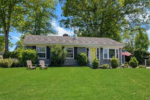 233 Sun Dance Road, Stamford, CT 06905