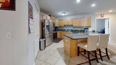 128 Meridian Street, Groton, CT 06340