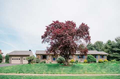 33 Oxford Drive, South Windsor, CT 06074