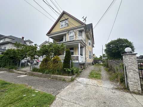 392 Laurel Avenue, Bridgeport, CT 06605