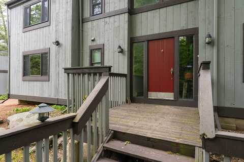 19 Harbour Village, Branford, CT 06405