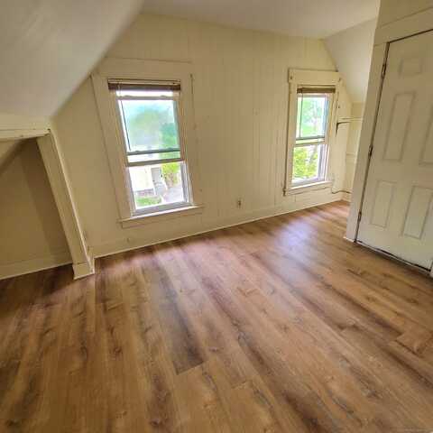 1623 Chapel Street, New Haven, CT 06511