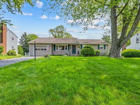 55 Oxbow Drive, Meriden, CT 06450