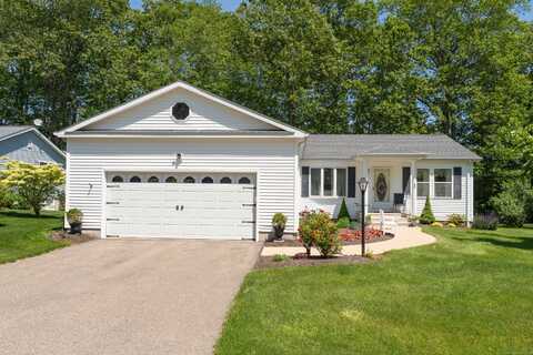 12 Wyndwood Road, Montville, CT 06382