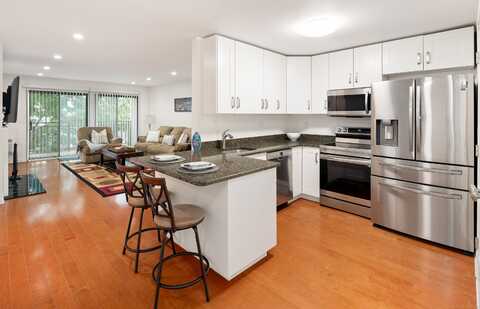 950 Cove Road, Stamford, CT 06902