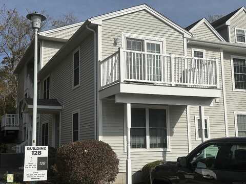 128 Meridian Street, Groton, CT 06340