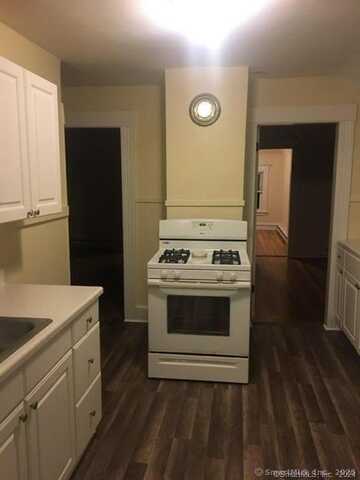 1521 West Broad Street, Stratford, CT 06615