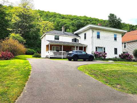409 North Main Street, Winchester Center, CT 06098