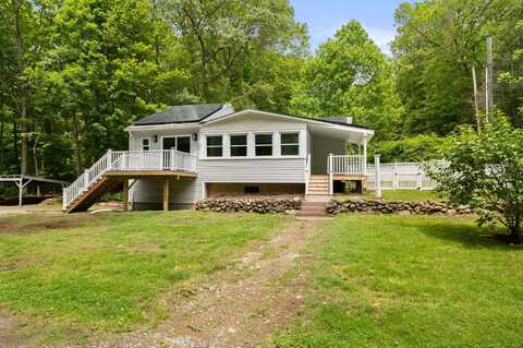 19 Old Acres Road, East Haddam, CT 06469