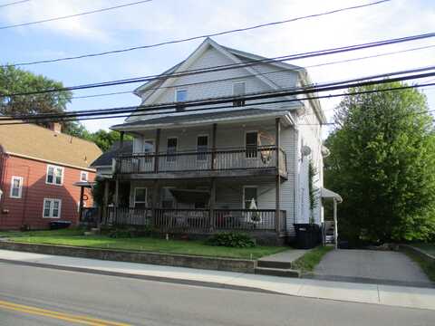 116 Woodstock Avenue, Putnam, CT 06260
