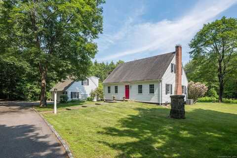 33 Boston Post Road, Old Lyme, CT 06371
