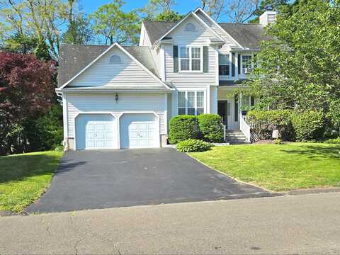 65 Ruby Lane, Stratford, CT 06614