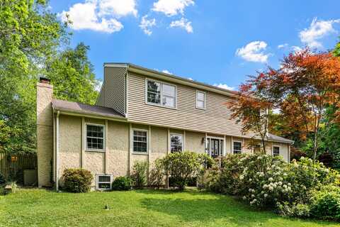 2 Blue Ridge Drive, Stamford, CT 06903