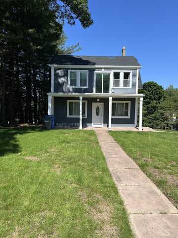 372 Oakland Street, Manchester, CT 06042