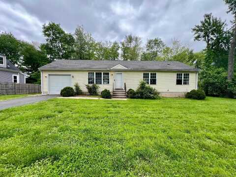 7 Emerson Street, Bloomfield, CT 06002