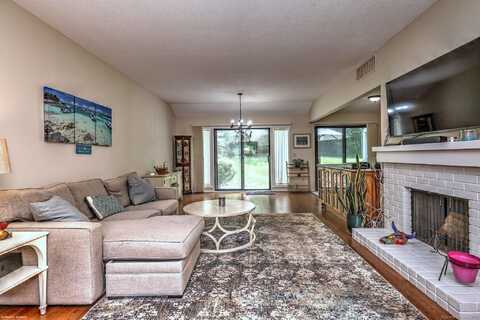 951 Heritage Village, Southbury, CT 06488