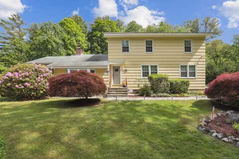 81 Park Road, Woodbury, CT 06798