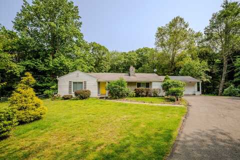 11 Walker Lane, Woodbridge, CT 06525