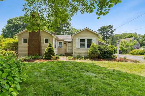44 Nod Road, Clinton, CT 06413