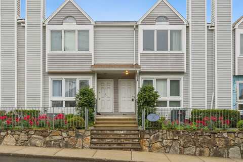16 Byington Place, Norwalk, CT 06850