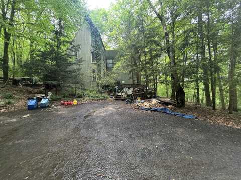 140 Seymour Road, Woodbridge, CT 06525