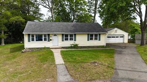 6 Tarinelli Circle, Bridgeport, CT 06606