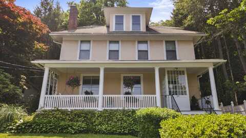 29 Circuit Avenue, Waterbury, CT 06708