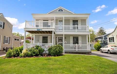 26 Parkway South, New London, CT 06320