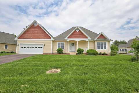 136 Thistle Pond Drive, Bloomfield, CT 06002