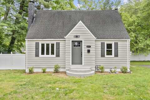 17 Brookdale Avenue, Bloomfield, CT 06002