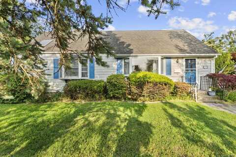 112 Vermont Avenue, Stratford, CT 06615